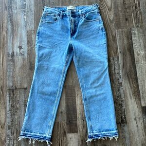 Abercrombie & Fitch Ankle Straight Ultra High Rise Jeans Size 28 Short / 6 Short